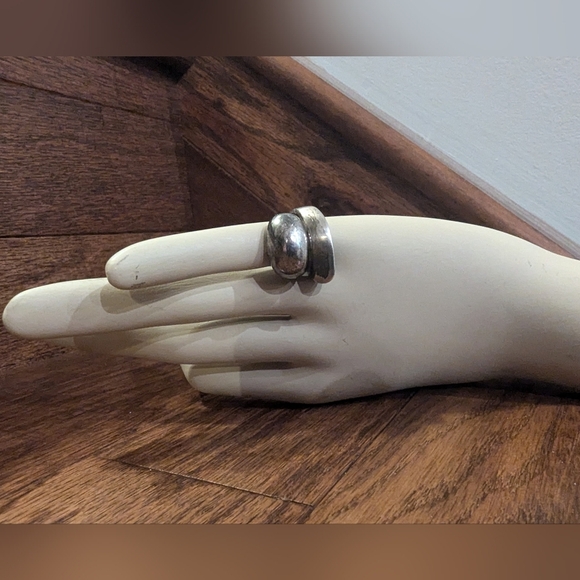 Vintage Silver modernist spiralling amphora Dome Ring approx Size 6 - Picture 15 of 16